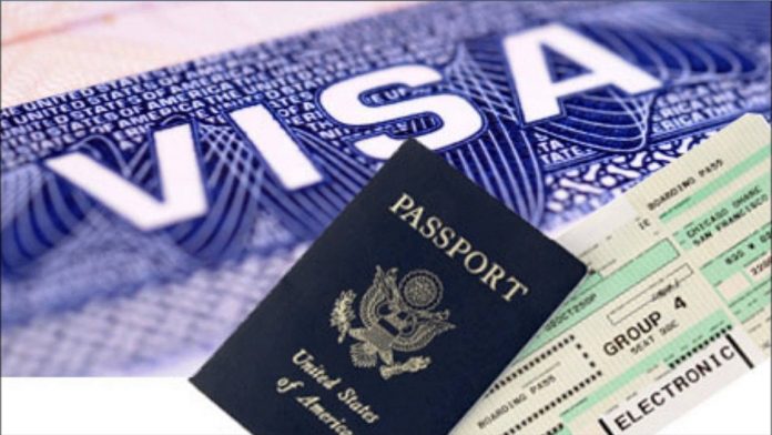 Estados Unidos continuará con restricción de visas a profesionales extranjeros